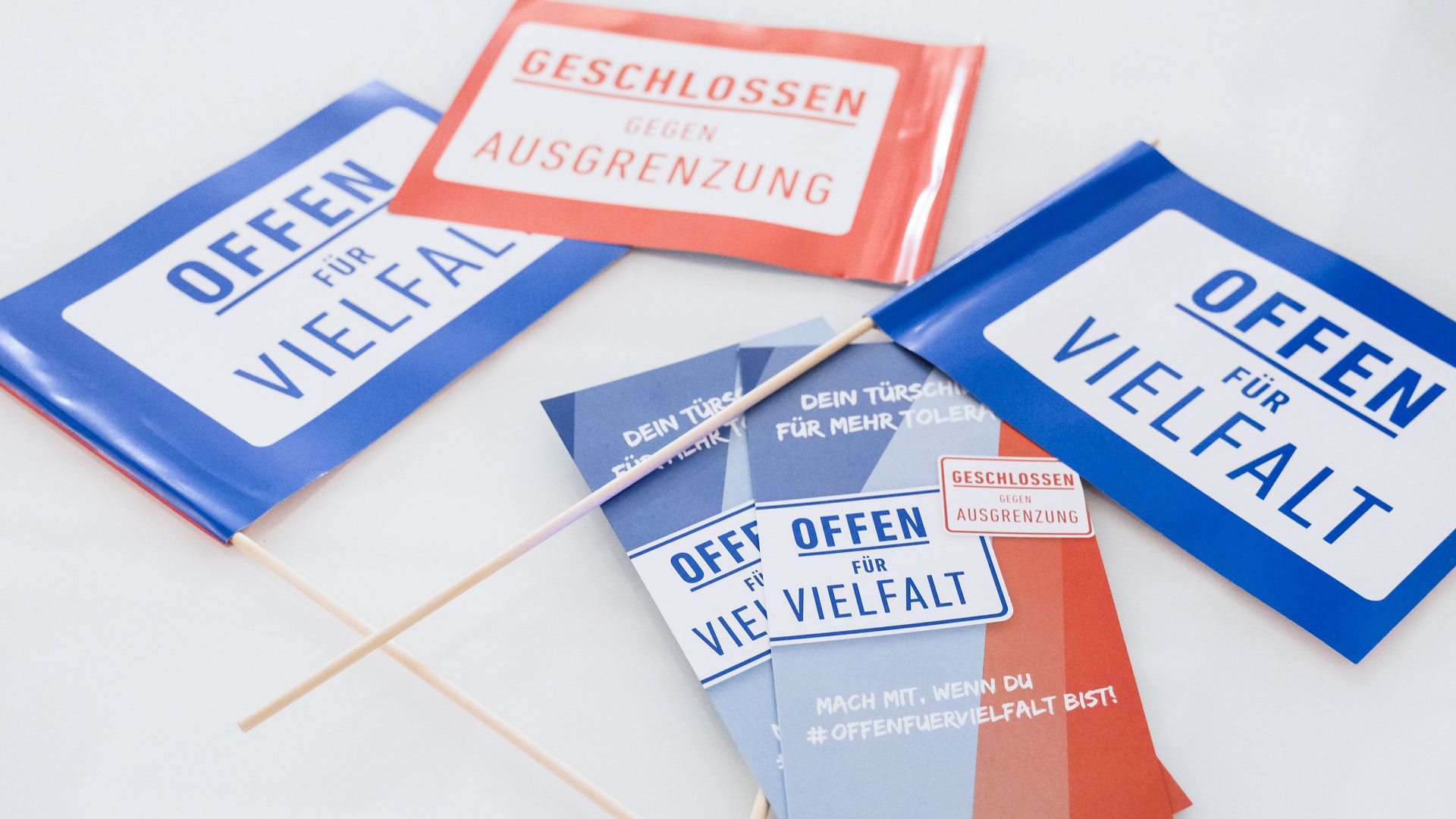 Offen für Vielfalt Falggen und Flyer