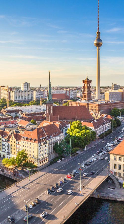 Vogelperspektive Berlin Alexanderplatz Spree